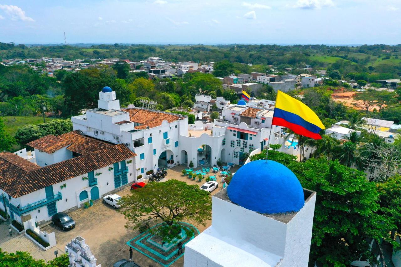 Hotel Aldea Plaza Doradal ภายนอก รูปภาพ